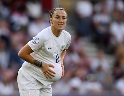 Lucy Bronze, durante un partido de Inglaterra en la Euro 2022.