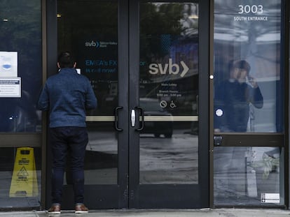 A customer in front of a Silicon Valley Bank branch in Santa Clara, California.