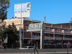 La fachada del club de alterne Flower's, junto a la autovía A-6, a la altura de Las Rozas, en una imagen tomada este diciembre. 