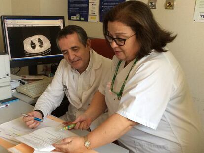 El doctor Bartomeu Massuti, jefe de oncolog&iacute;a del Hospital General de Alicante.