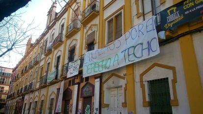 La antigua Corrala Dignidad 03/12/2018. Los pisos fueron desalojados el pasado verano por deficiencias estructurales y de salubridad. 