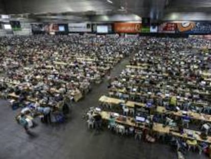 Vista de los asistentes a la Euskal Encounter, el encuentro informático internacional más importante de cuantos se celebran en Euskadi.