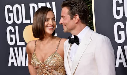 Bradley Cooper e Irina Shayk, en los Globos de Oro.