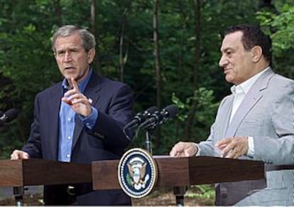 Bush y Mubarak, en rueda de prensa tras su reunión.