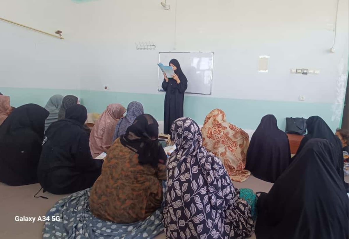 Afganistán enfrenta un apagón total y una tragedia humana que desnuda su aislamiento: las mujeres, las más golpeadas