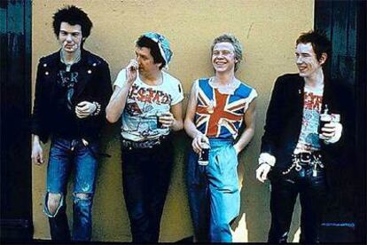 El grupo Sex Pistols hace 30 años, en una imagen de promoción.