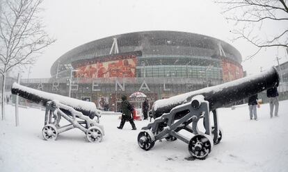 Emirates Stadium, campo del Arsenal, nevado en 2010.