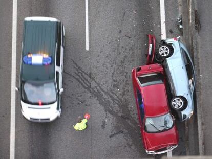 The aftermath of a traffic accident in Pontevedra in 2013.