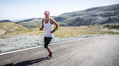 Mireia Belmonte, subiendo a Sierra Nevada.