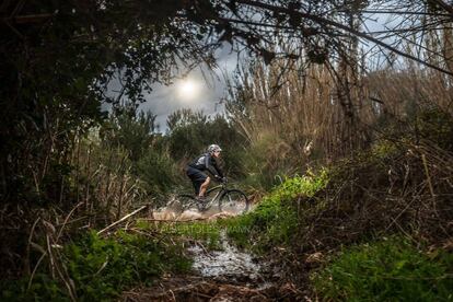 Alberto era una apasionado de la bici. Muchas de sus imágenes eran fruto de sus continuas salidas a la montaña a practicar MTB.