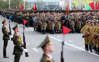 Desfile por el Día de la Victoria, este sábado en Minsk (Bielorrusia).