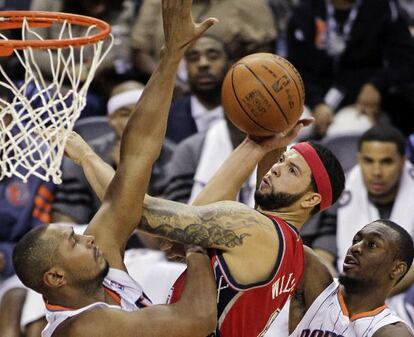  Deron Williams, durante el partido