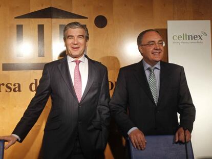 El consejero delegado de Abertis y presidente de Cellnex Telecom, Francisco Reyn&eacute;s, junto al consejero delegado de Cellnex Telecom, Tob&iacute;as Mart&iacute;nez.