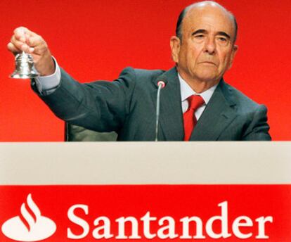 El presidente del Banco Santander, Emilio Botín, durante la Junta General del Grupo Santander