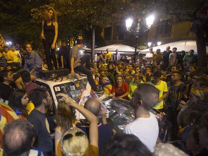 Demonstrators outside the regional economy department in Barcelona on Wednesday night.