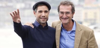 El director de 'Lasa y Zabala', Pablo Malo, y el actor Unax Ugalde (izquierda).