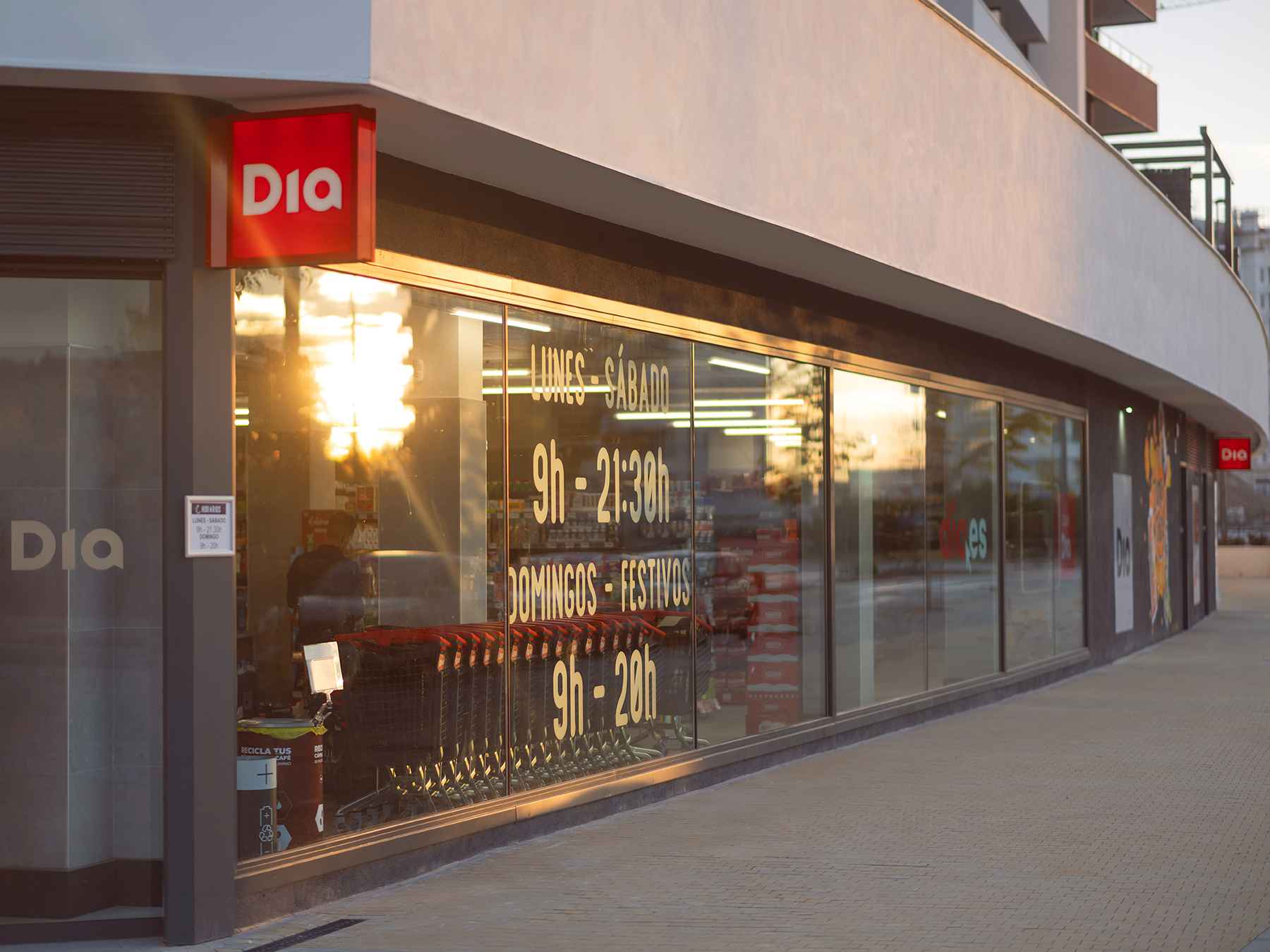 Un supermercado Dia sustituirá al primer Zara de la historia tras su cierre