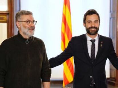 Carles Riera insta a Roger Torrent a aceptar los votos delegados de Puigdemont y Comin