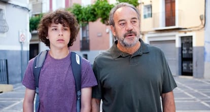 Arón Piper y Tito Valverde, nieto y abuelo en '15 años y un día'.