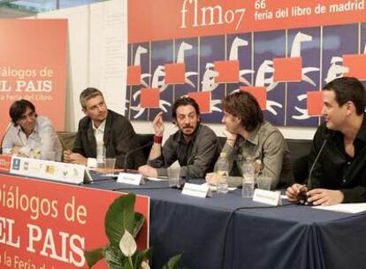 Agustín Díaz-Yanes, Ray Loriga, Daniel Sánchez Arévalo y Roberto Santiago, en la Feria del Libro.