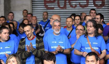 Concentración de los socios de Edesa en los muelles de la fábrica.