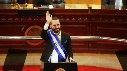 O presidente de El Salvador, Nayib Bukele, na noite de terça-feira na Assembleia.