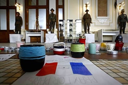 Homenaje a las víctimas del atentado organizado por el FN en Hénin-Beaumont.