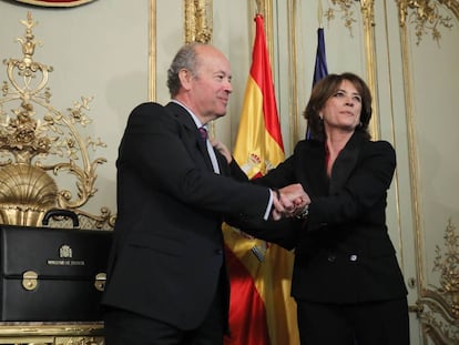 Traspaso de la cartera de Justicia de Dolores Delgado a Juan Carlos Campo, en enero de 2020.