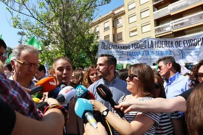 La consejera de Agricultura, Mireia Mollà, en la concentración de Alicante.