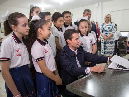 EPN Visita Escuela con Red Compartida