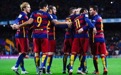 Los jugadores celebran un gol frente al Espanyol.