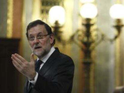 El presidente del Gobierno, Mariano Rajoy, durante su intervenci&oacute;n en el pleno del Congreso de hoy. 