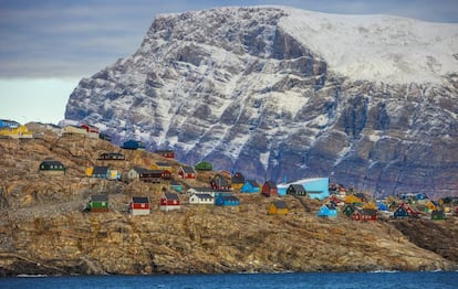 Vista de la población inuit de Uummannaq, en Groenlandia.