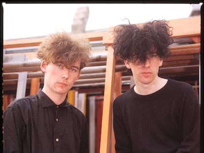 Jim Reid and William Reid, from The Jesus and Mary Chain, in London in 1985.