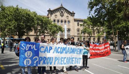 Protesta dels professors associats de la UB per les seves condicions laborals, en una imatge d'arxiu. 