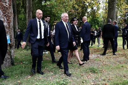 El primer ministro francés, Francois Bayrou, en la finca Bierville en Boissy-la-Rivière, al sur de París, el martes.