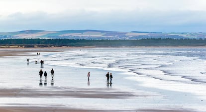 La playa de West Sands, en Saint Andrews (Escocia).
