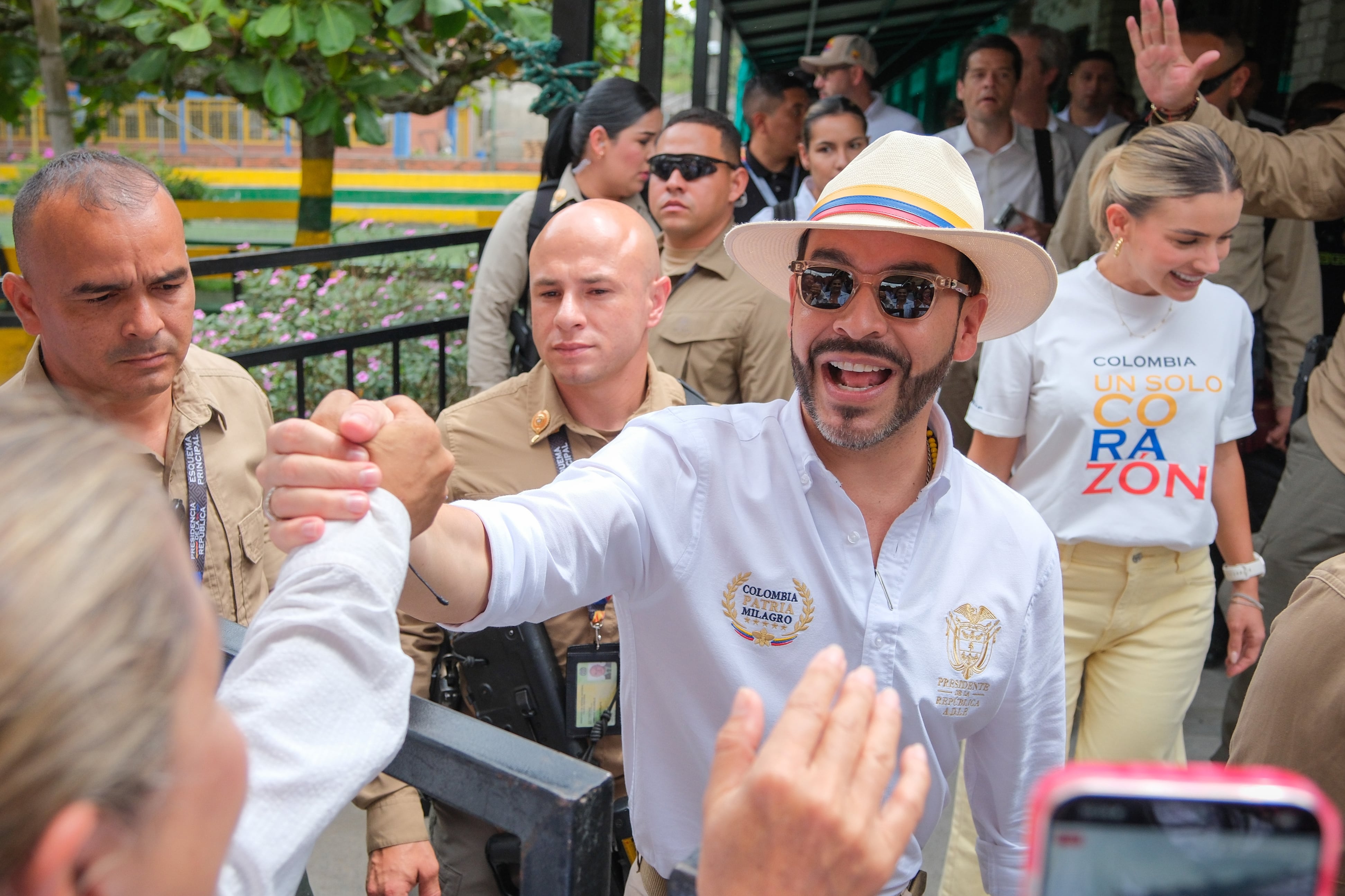 El férreo control de las comunicaciones del Gobierno De la Espriella salpica a la entidad estadística de Colombia