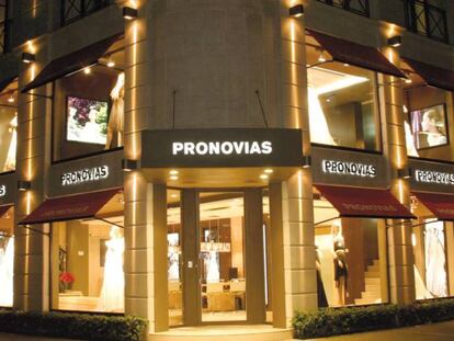 Los acreedores y el dueño de Pronovias acuerdan un rescate a la firma de moda nupcial