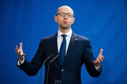 Arseni Yatseniuk en una conferencia en Berl&iacute;n en 2015.