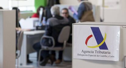 Una delegaci&oacute;n de la Agencia Tributaria.