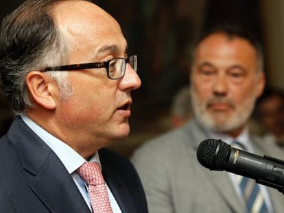 El presidente de Iberia, Luis Gallego, durante una comparecencia de ante la prensa en Montevideo.