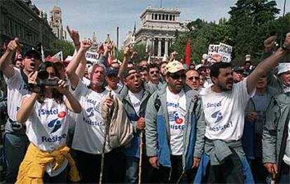 Imagen de los trabajadores de Sintel en la manifestación de ayer.
/ BERNARDO PÉREZ