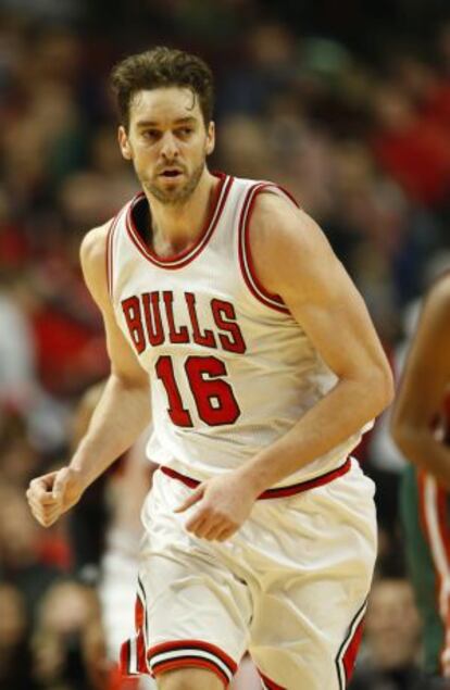 El jugador español de Chicago Bulls Pau Gasol, después de anotar ante los Milwakee Bucks el pasado sábado.