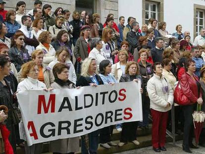 Concentración por la víctima mortal de un agresor sexual.