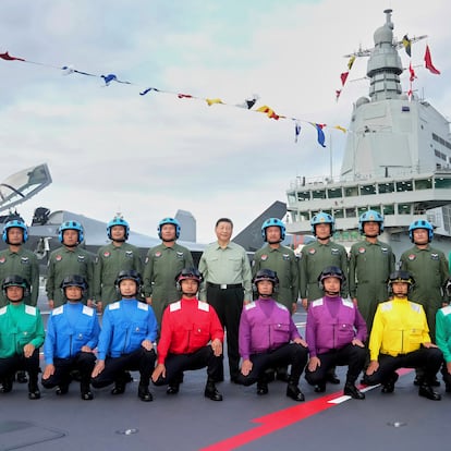 La Marina china incorpora su buque de guerra más avanzado en pleno pulso a Estados Unidos