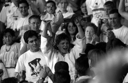 Miriam Blasco celebra su oro alzando la bandera española entre lágrimas, el 31 de julio.