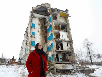 Former Swedish minister Margot Wallström in front of demolished buildings in Borodianka (Ukraine) on February 10.