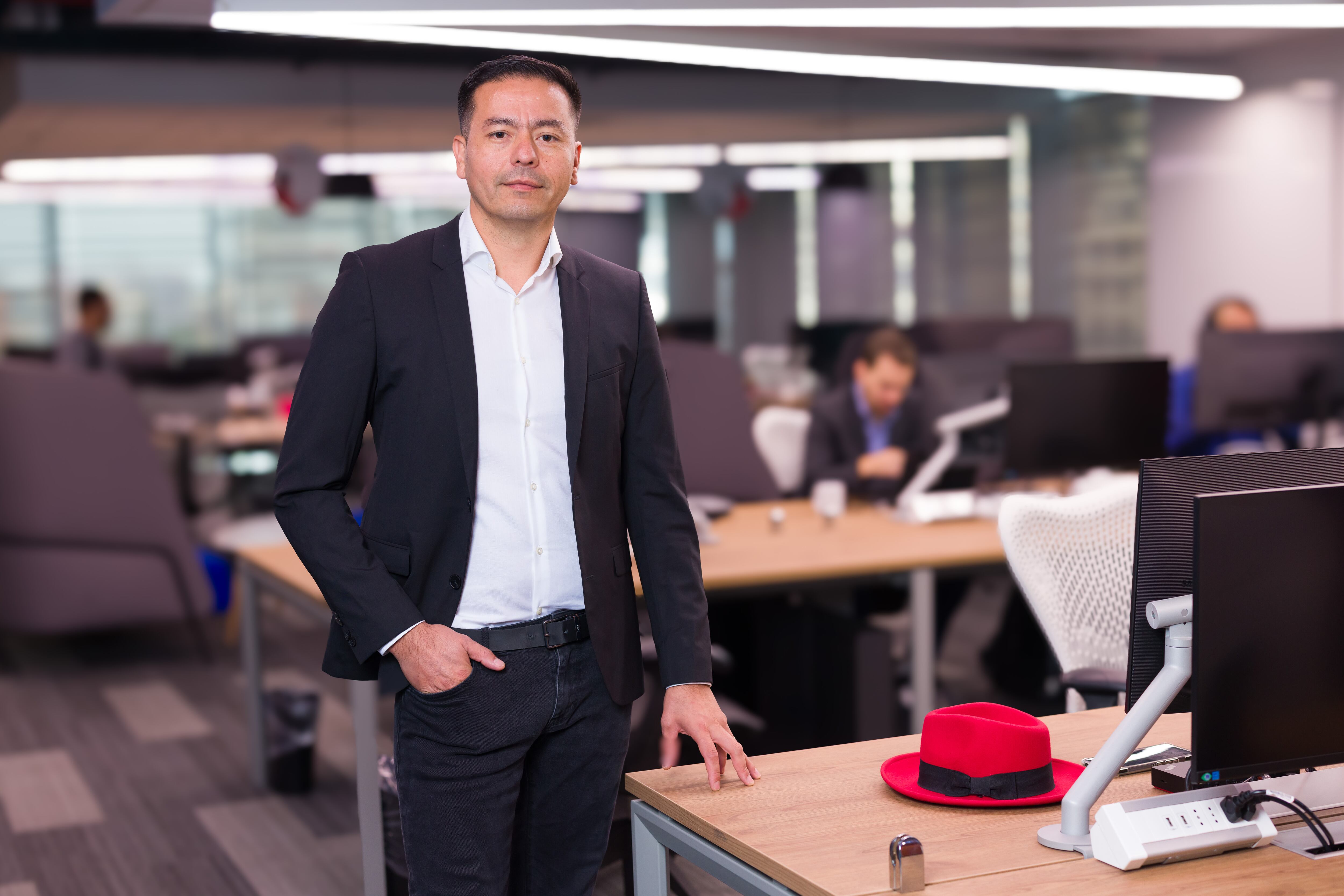 Víctor Cornejo, arquitecto jefe para Latinoamérica en Red Hat.