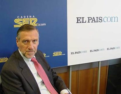 Victor Harel, en un momento de la entrevista realizada por los lectores de ELPAIS.com.